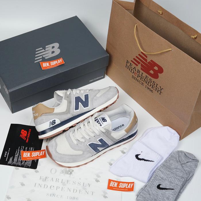 (Nb) Nb New Balance 574 Ml574Lgi Beige Navy "Unisex" Original 100% Bnib
