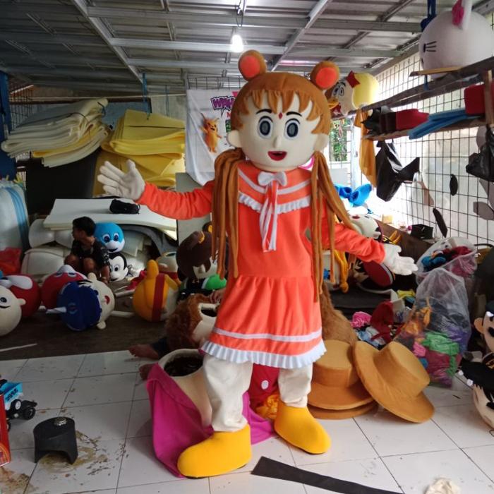 Kostum badut karakter sailormoon