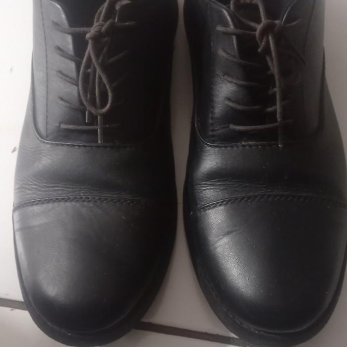 sepatu kulit monday seken kulit ali
