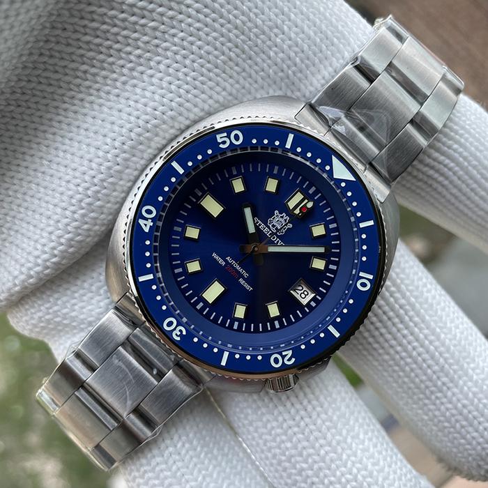 Steeldive SD1970 Mechanical Watch NH Movements.