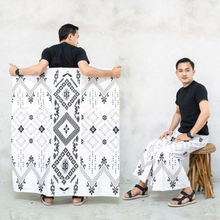 Sarung Batik Santri Pria Dewasa Motif Balimun Putih Batik Pekalongan - Balimun Putih