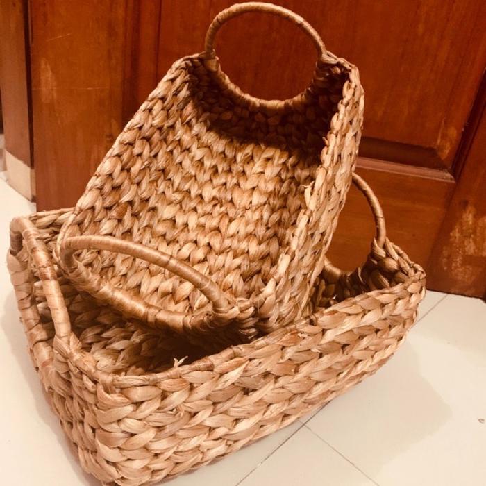 Tray enceng rotan satu set isi 2 pc (M dan S)