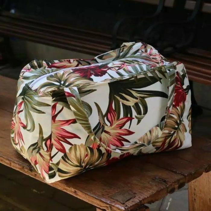 koper lipat kanvas besar (warna dan motif acak)