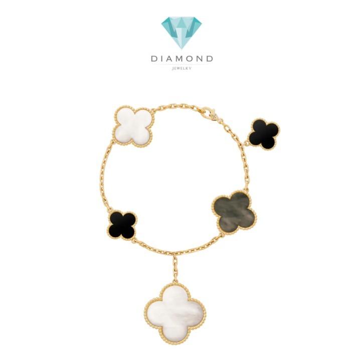 Van Cleef Magic Alhambra MOP Onyx bracelet Diamond Jewelry