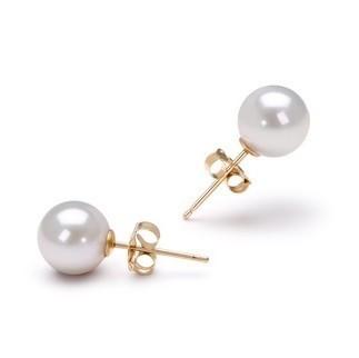 Anting mutiara laut