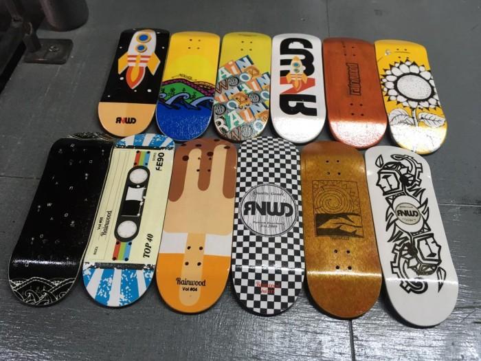 RAINWOOD FINGERBOARD PREMIUM DECK ONLY