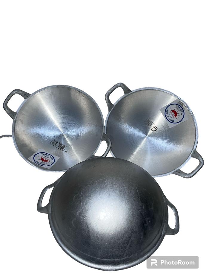 wajan penggorengan / kuali penggorengan / wajan aluminium / kuali