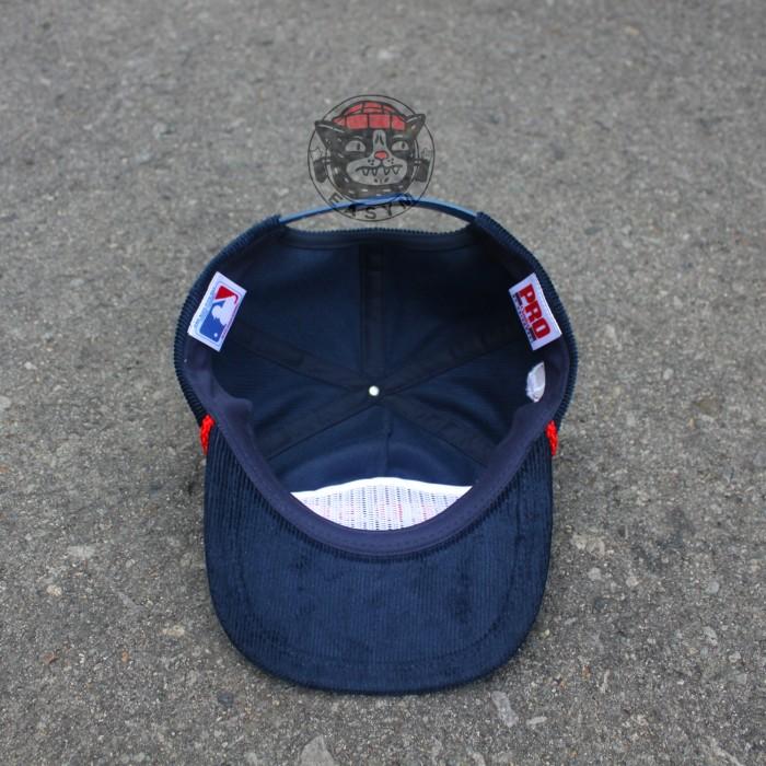 Topi Baseball Red Sox Vintage Corduroy Navy