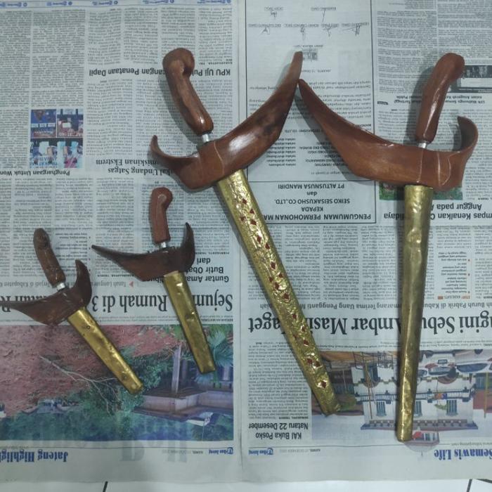 keris anak mini unyil dewasa kecil adat tradisional kartini pahlawan agustusan