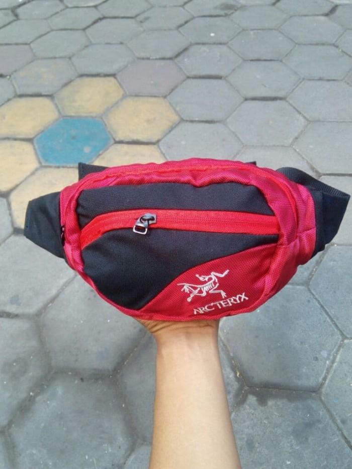 Tas pinggang/waist bag/tas selempang arcteryx