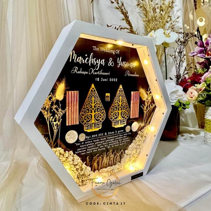 Mahar Pernikahan Hiasan Wayang - Bingkai Mahar Pernikahan Rustic - Frame Mahar Hexagonal 3D Pop Up