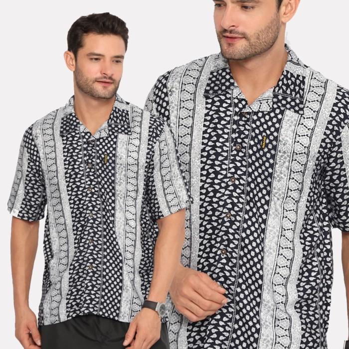 Tribe Printed Camp Collar Shirt / Kemeja Pria Guteninc