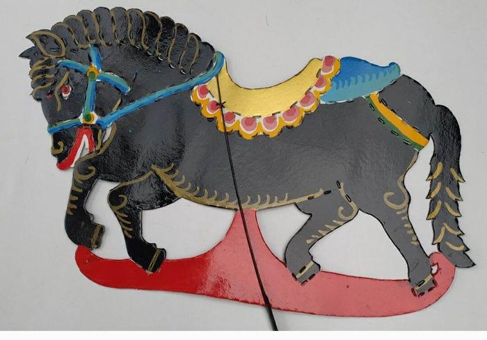 MAINAN ANAK WAYANG KULIT KERTAS KUDA