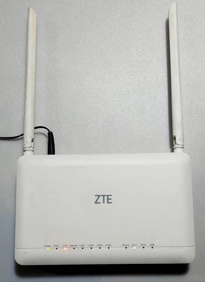 modem router ZXHN ZTE f670L v3