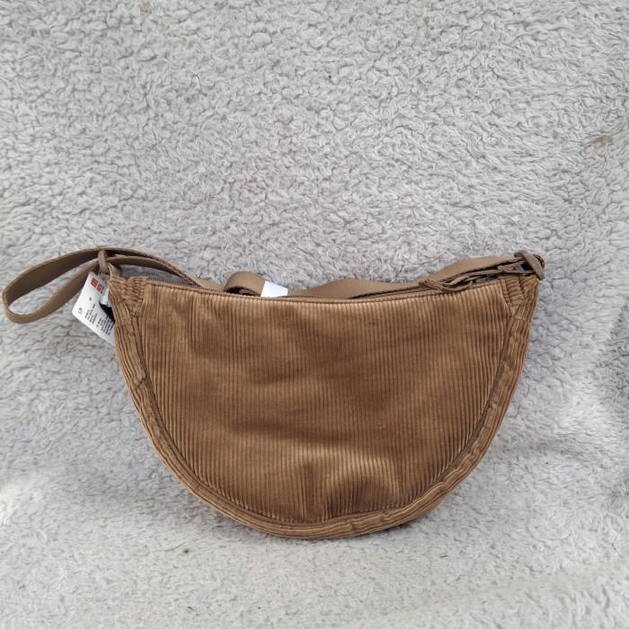 NEW!!! UNIQLO TAS BAHU MINI KORDUROI 32 BEIGE BARU ASLI ORIGINAL [Frosty Shop1]