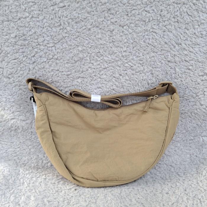 NEW!!! UNIQLO TAS BAHU MINI 31 BEIGE BARU ASLI ORIGINAL [Frosty Shop1]