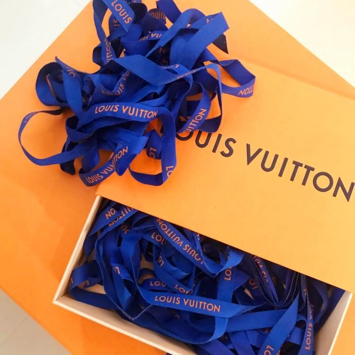 NEW!!! NEW Ribbon Louis Vuitton Authentic Twilly Pita Box LV Gift Kado Ori [Frosty Shop1]