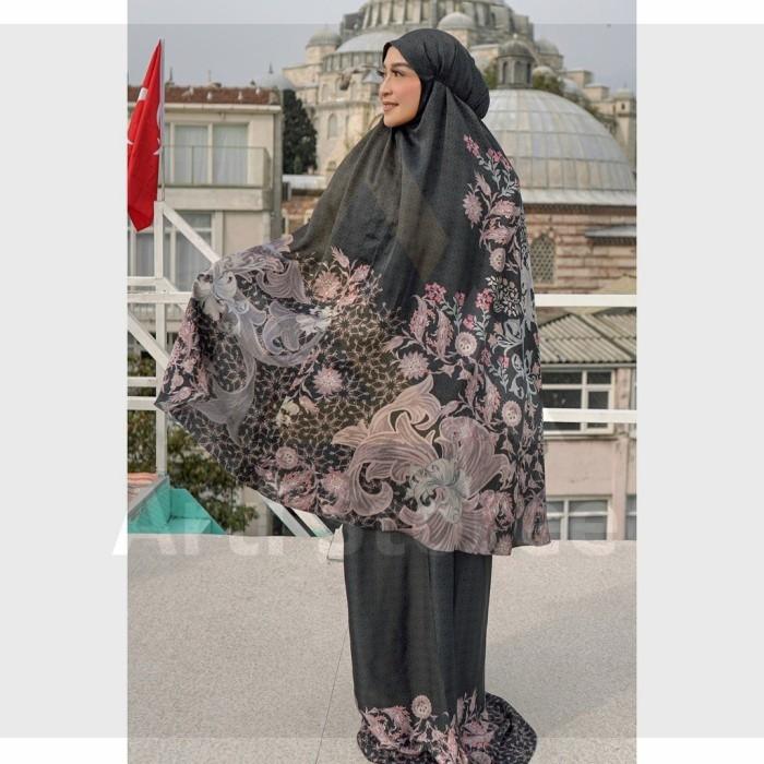 Diskon-BUTTONSCARVES PRAYER ROBE TOPKAPI SERIES - BLACK-Murah