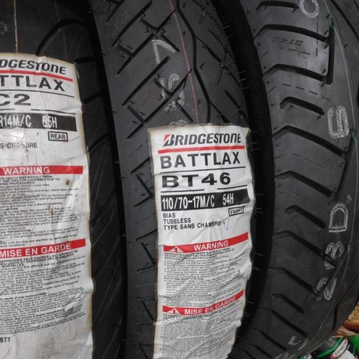 BAN LUAR MOTOR B46 F BATTLAX UKURAN 110/70-17 TUBELESS TL TAHUN PRODUKSI 2024 | BAN DEPAN BELAKANG |