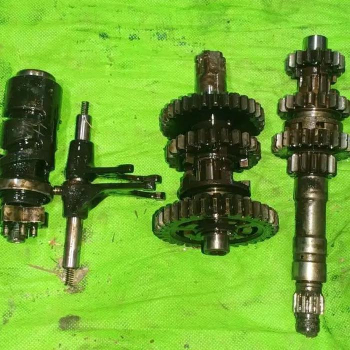 Gigi rasio gear ratio gigi susun transmisi fulset pega zr pnp jupiter z balok/salip/robot