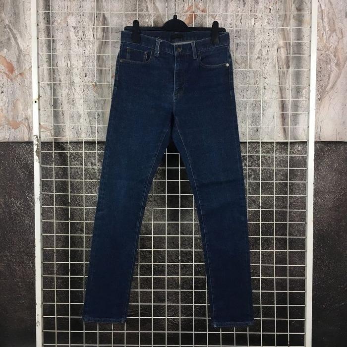 Celana Jeans Denim Fashion Pria Branded Uniqlo Selvedge  Size 30 . SDA 05806 Second Bekas Preloved