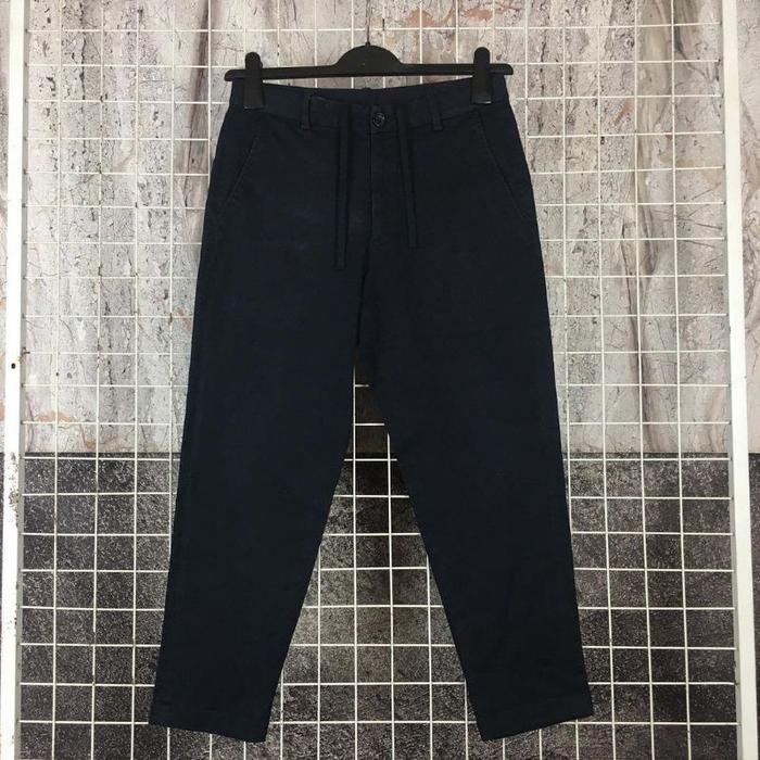 Celana Panjang Formal Ankle Pants Branded Original UNIQLO Anklepants . SDA 00249 Second Bekas Prelov