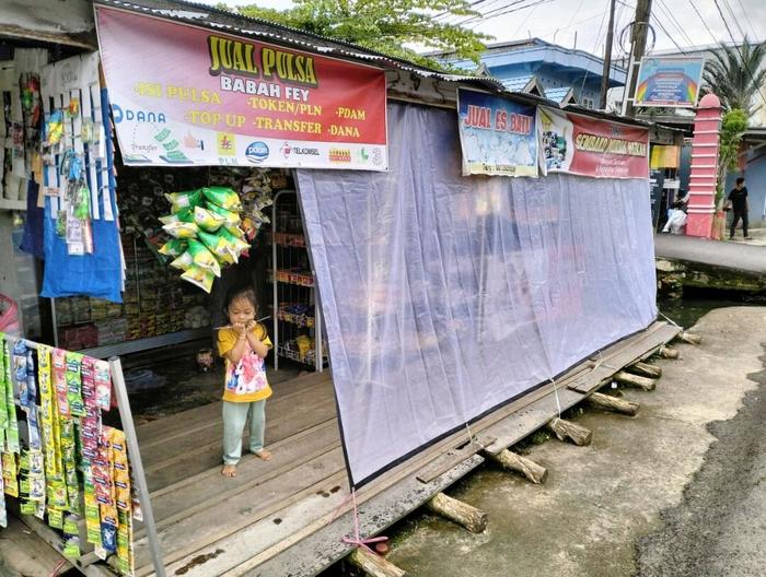 Terpal plastik uv greenhouse tirai plastik tutup gajebo tirai tempias plastik multifungsi murah