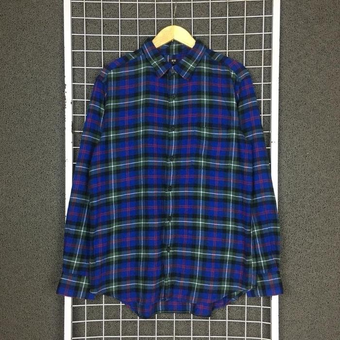 Kemeja Lengan Panjang Flanel UNIQLO Veterano . SDA 02094 Second Bekas Preloved