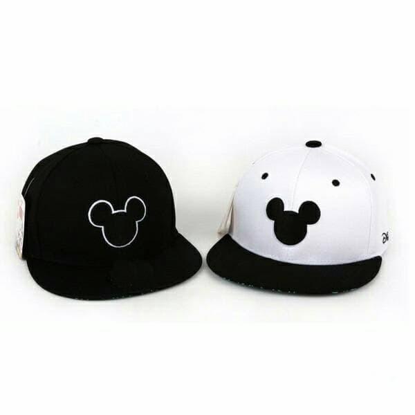 TOPI SNAPBACK MICKEY MOUSE/pria wanita/hitam,putih,disney,sporty