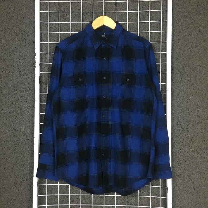 Kemeja Lengan Panjang Flanel UNIQLO Veterano . SDA 02090 Second Bekas Preloved