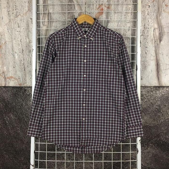 Kemeja Lengan Panjang Pria Kotak Original Uniqlo Size M . SDA 05508 Second Bekas Preloved