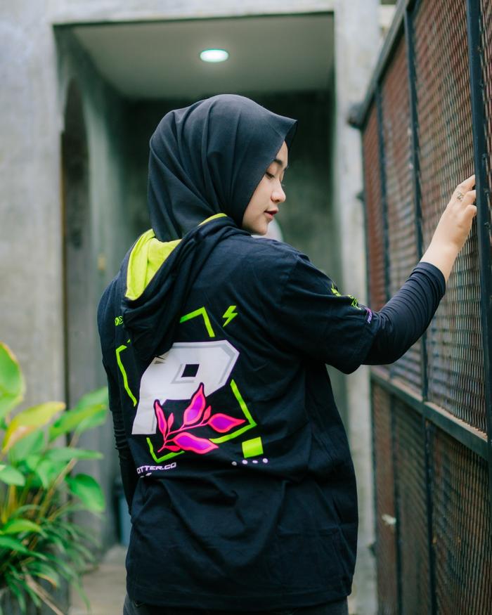 KAOS HOODIE PILOTTER P NEW FREE STICKER KAOS HOODIE PILOTTER COWOK CEWEK KAOS HOODIE PILOTTER RESMI