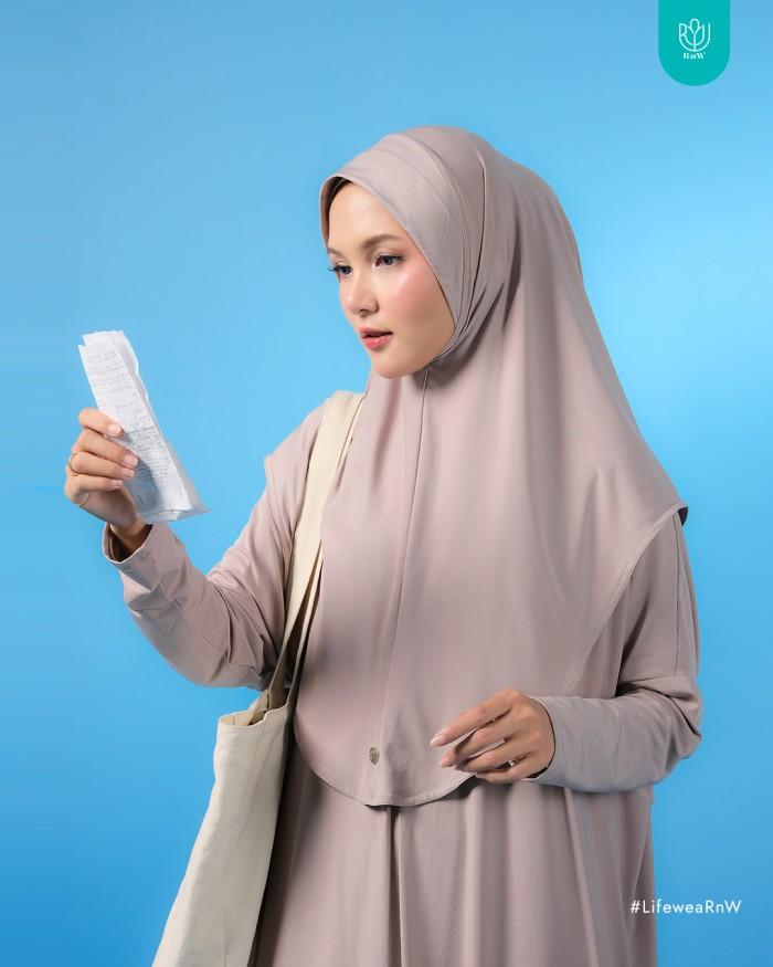 TERLARIS- BeeBeauty. RnW Nayla Hijab Instan - Malay Style