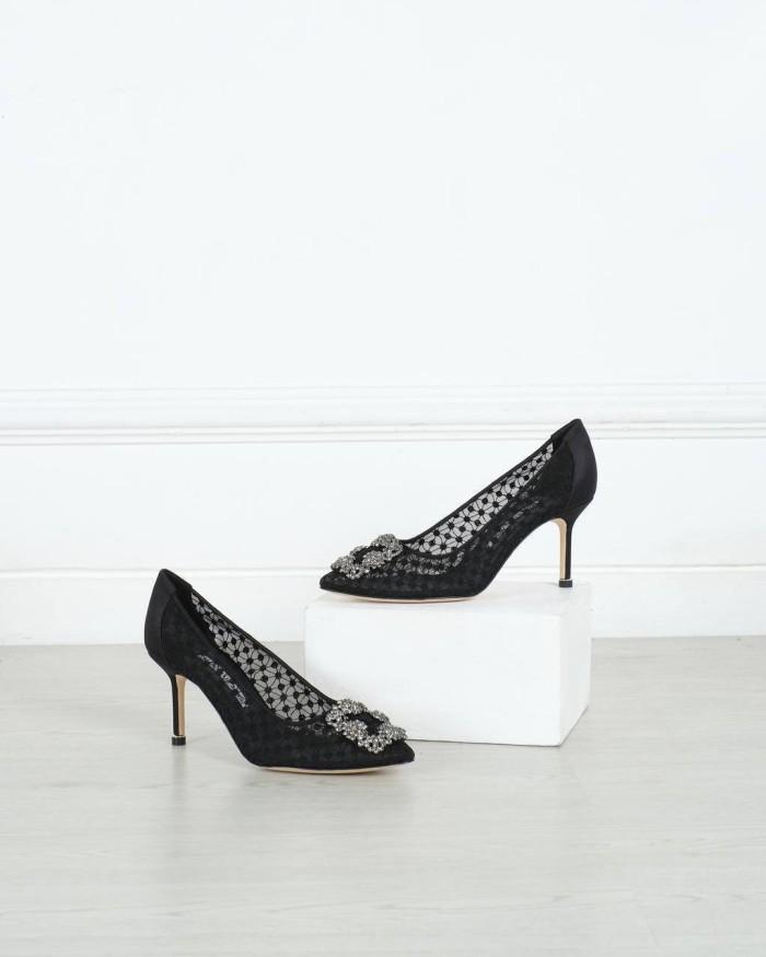 SEPATU HEELS WANITA MANOLO BLAHNIK HANGISI 9CM BLACK LACE DARK BUCKLE PUMPS ORIGINAL