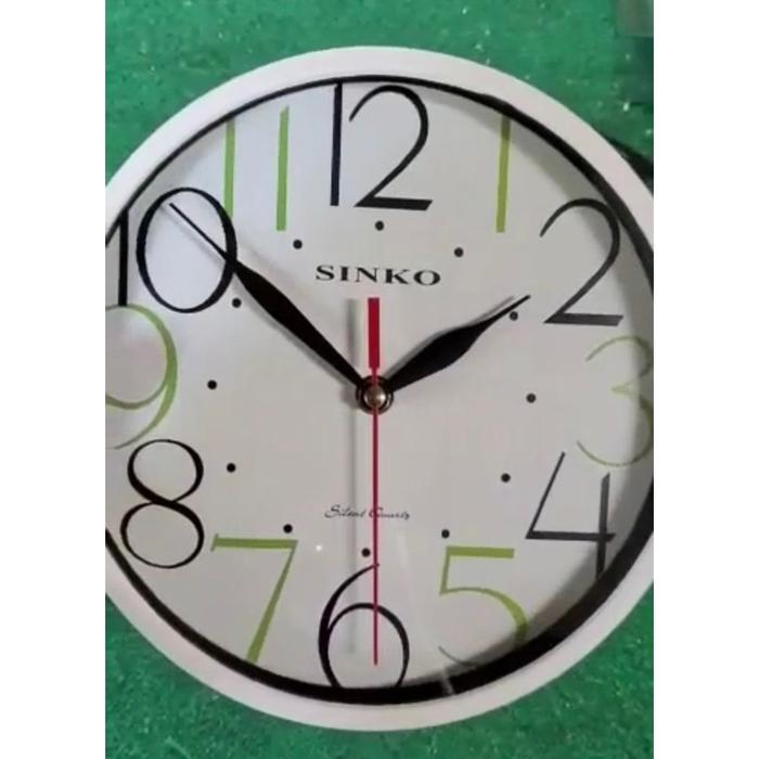 Jam Dinding aiko / jam dinding murah / Jam dinding Diameter 23cm