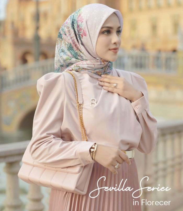 BUTTONSCARVES SEVILLA SERIES FLORECER, MIDNIGHT, BUTTER