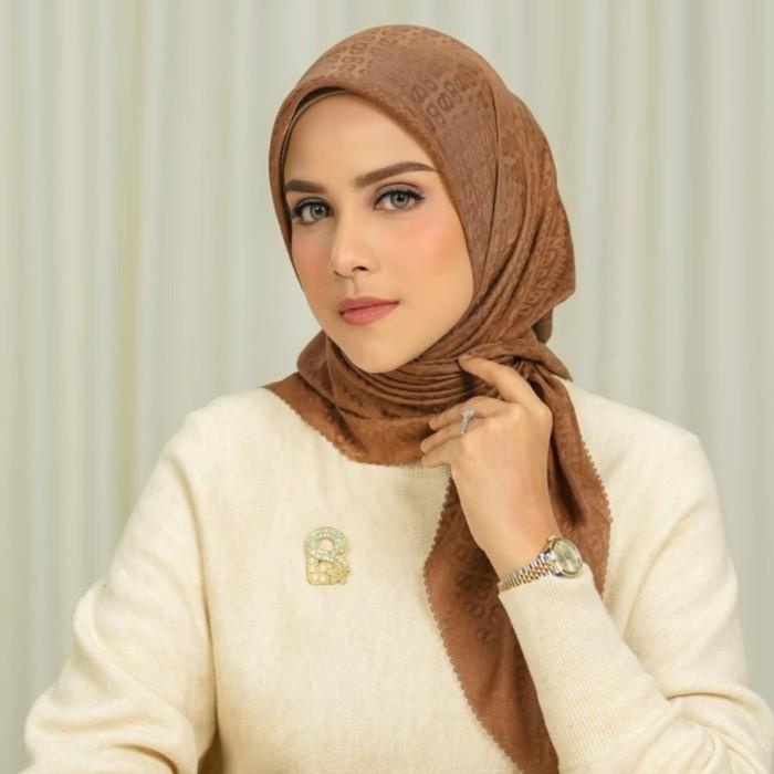 BUTTONSCARVES TAPIS EMBOSSED 2.0
