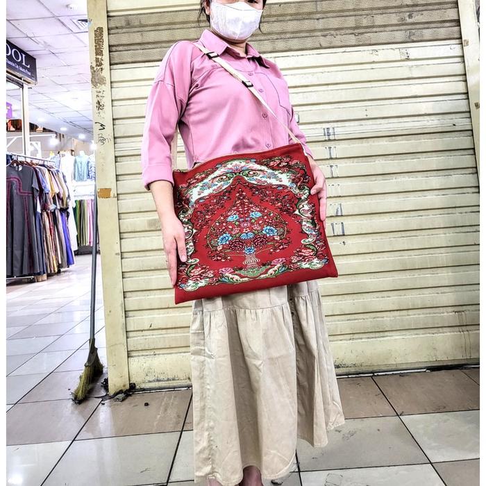 SAJADAH TAS BESAR KANEBO SUEDE TURKI OLEH OLEH HAJI