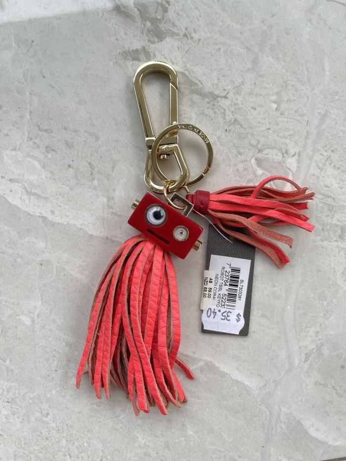 FOSSIL ROBOT TASSEL KEYFOB NEON CORAL