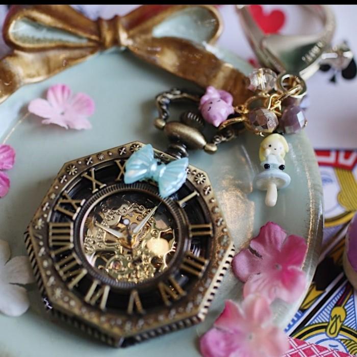 JASMINE TEASE MECHANICAL POCKET WATCH BRONZE BAGCHARM