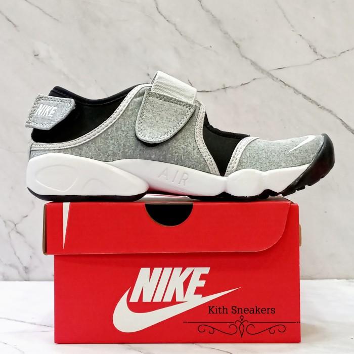 NIKE AIR RIFT BREATHE NINJA GREY BLACK WHITE