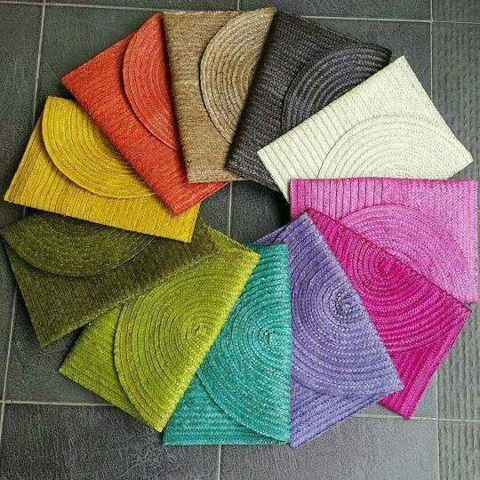 Dompet Anyaman Pandan Bali