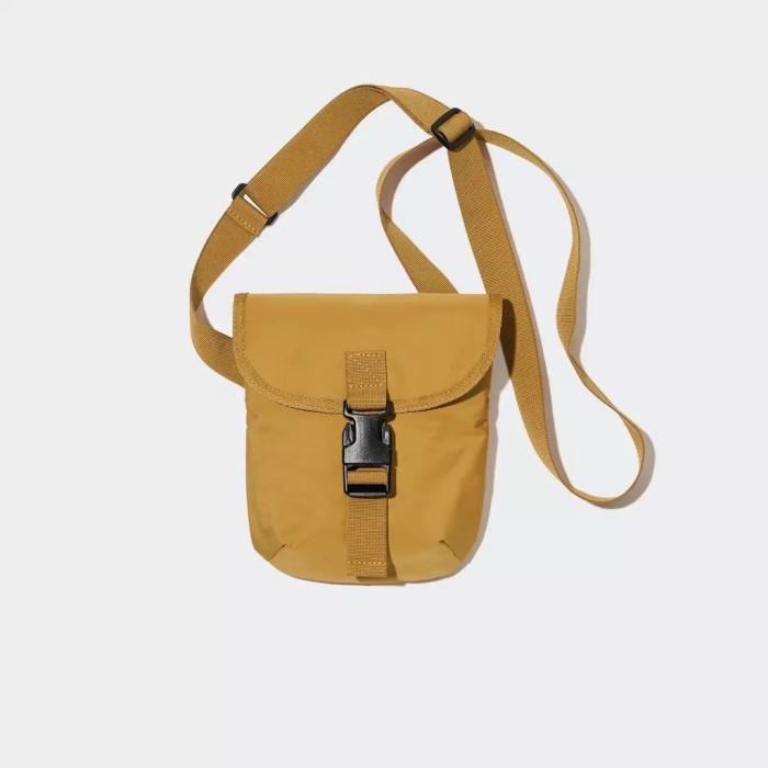 Original Uniqlo Tas Bahu Mini Sling Body Bag Pria Wanita Selempang (Best Quality)