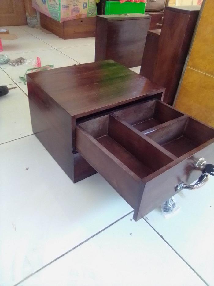 laci uang kasir / kotak tempat uang untuk toko, warung. kayu jati. kuat halus. murah