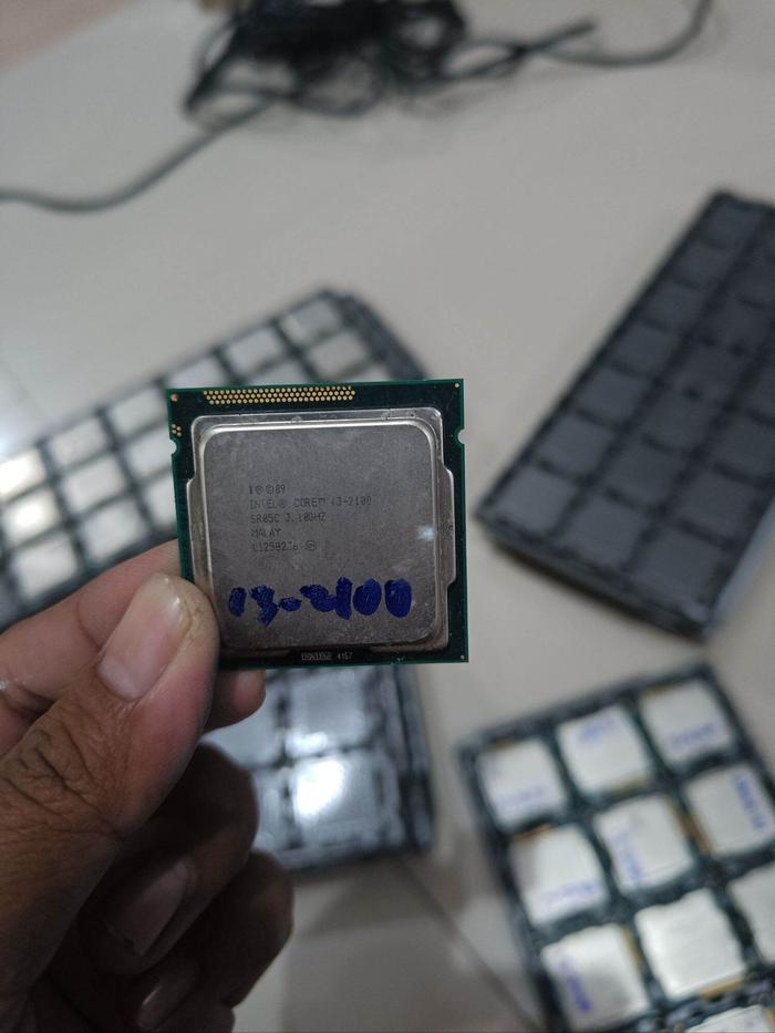 Prosesor i3 2100 LGA 1155