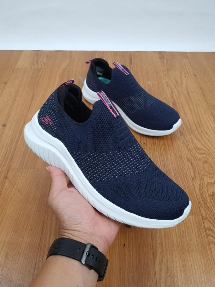 Skechers Ultra Flex Dazzling Sepatu Slip On Wanita Terbaru