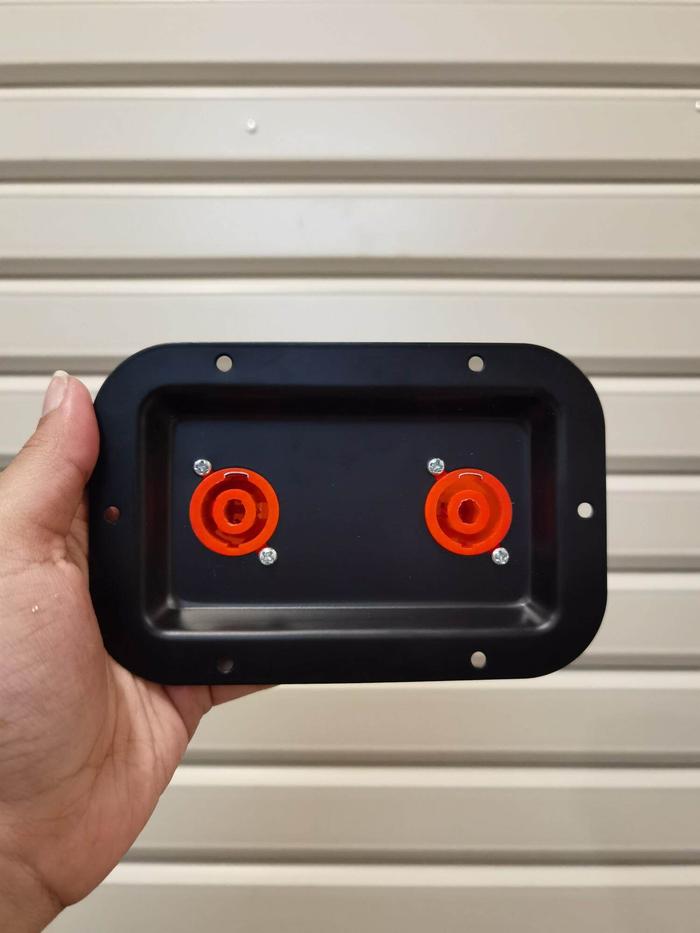 PLAT SPIKON SPEAKER BOX NPUT OUTPUT BAHAN BESI TERPASANG SOCKET SPIKON ORANGE