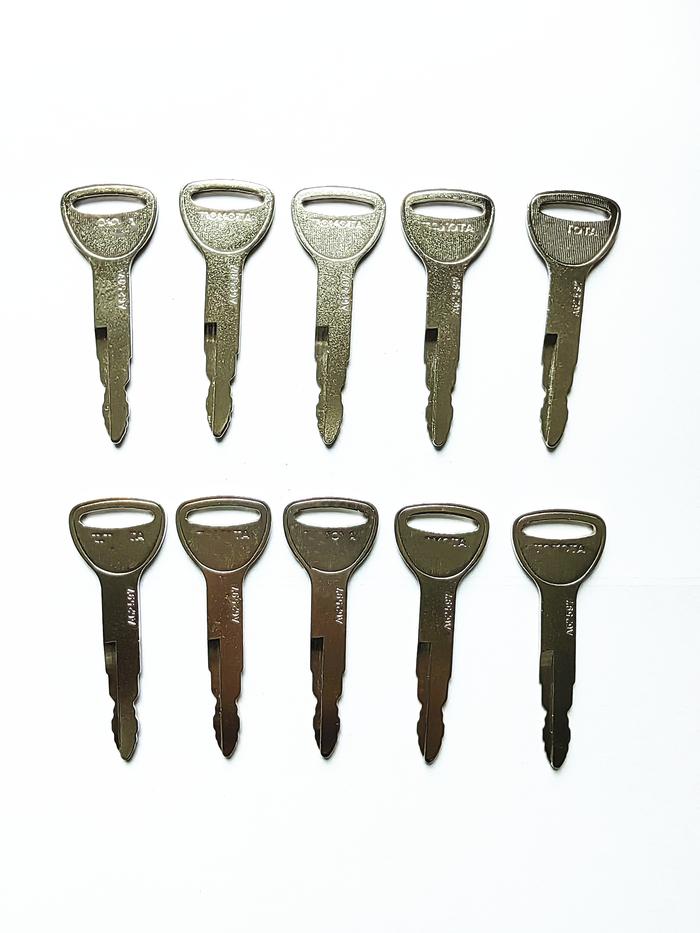 10PCS Toynew Key With Logo A62597 57591-23330-71 Ignition Key For Toyota Forklift New Model