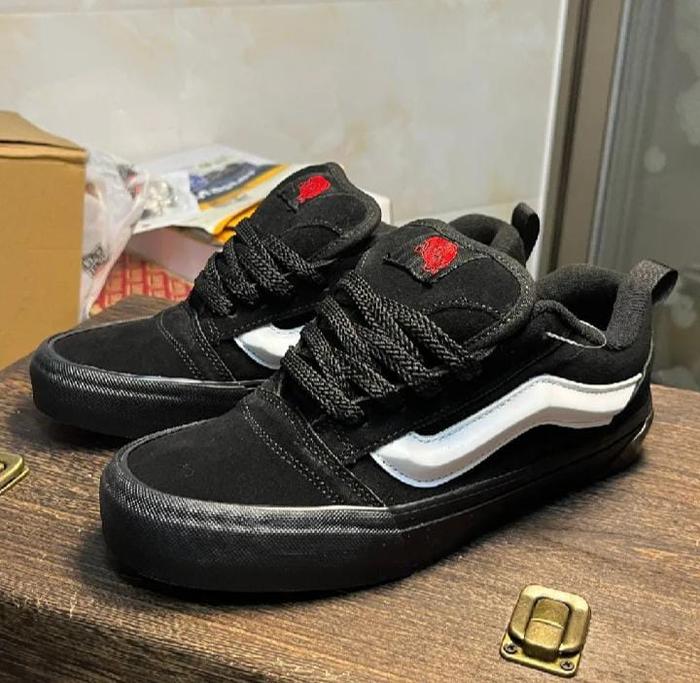 [ SEPATU PREMIUM ] - PROMO COD!! SEPATU VANS KNU SKOOL FULLBLACK AND WHITE SNEAKERS FOR MEN AND WOME