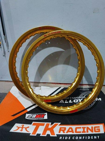 VELG PELAK TK RACING BRIGHT ORIGINAL 140 160 RING 14 SET DEPAN BELAKANG WARNA GOLD BARANG BARU SESUA